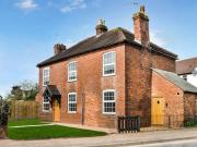 2 Bedroom Semi detached House For Sale In Worcester,...