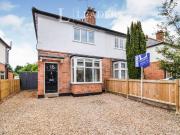 2 bedroom semi detached house to rent