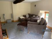 2 bedroom semi detached house to rent