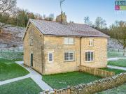 2 bedroom semi detached house to rent