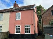 2 bedroom semi detached house to rent