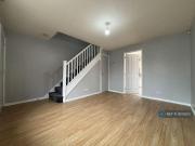 2 bedroom semi detached house to rent