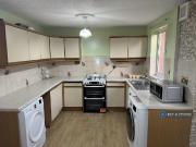 2 bedroom semi detached house to rent