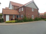 2 bedroom semi detached house to rent