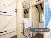 2 bedroom semi detached house to rent