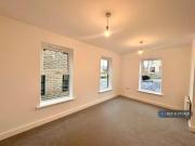 2 bedroom semi detached house to rent