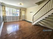 2 bedroom semi detached house to rent