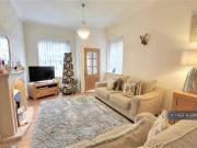 2 bedroom semi detached house to rent