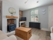 2 bedroom semi detached house to rent