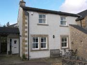 2 bedroom semi detached house to rent