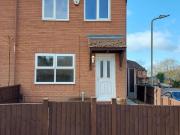 2 bedroom semi detached house to rent