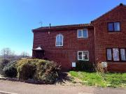 2 bedroom semi detached house to rent