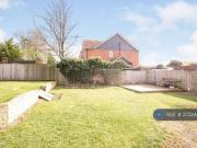 2 bedroom semi detached house to rent