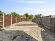 2 Bedroom Semi Detached House to Rent