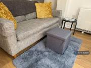 2 bedroom semi detached house to rent