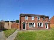 2 bedroom Semi Detached House to rent, Beavers Crescent,...