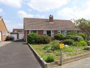 2 bedroom semidetached bungalow for rent in Wood Green...