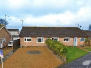 2 bedroom semidetached bungalow for sale in Temple Road...