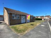 2 bedroom semidetached bungalow for sale in Westbourne...