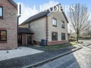 2 bedroom semidetached house for rent in Burgess Place...