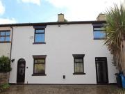 2 bedroom semidetached house for rent in Chadderton Fold...