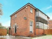 2 bedroom semidetached house for rent in Hollings Street...