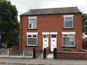 2 bedroom semidetached house for rent in Peter Street...