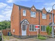 2 bedroom semidetached house for sale in Bromley Close...