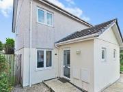 2 bedroom semidetached house for sale in Dale Close...