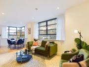 2 bedroom serviced apartments to rent