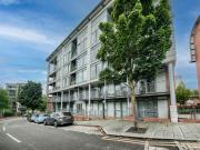 2 Bedroom Shared Living/roommate Birmingham West...