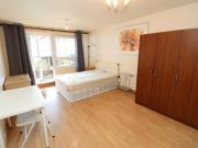 2 Bedroom Shared Living/roommate London London LS90560369