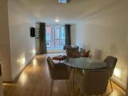 2 Bedroom Shared Living/roommate London London LS95514804
