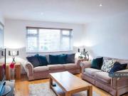 2 Bedroom Shared Living/roommate Maidenhead Berkshire...