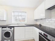 2 Bedroom Shared Living/roommate Maidenhead Berkshire...