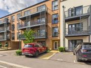 2 Bedroom Shared Living/roommate Maidenhead Windsor And...