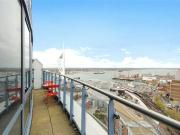 2 Bedroom Shared Living/roommate Portsmouth Hampshire...