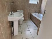 2 Bedroom Simplex in Eastleigh