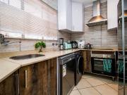 2 Bedroom Simplex in Mooikloof Ridge