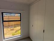 2 Bedroom Simplex in Waterkloof Ridge