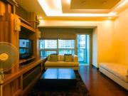 2 Bedroom Spacious Condominium unit for Sale at Legazpi...