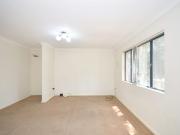 2 Bedroom Spacious Unit!