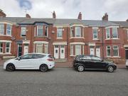 2 bedroom Student Flat to rent in Simonside Terrace,...