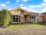 2 Bedroom Apartment Sunbury VIC 102760385