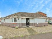 2 bedroom terraced bungalow for sale