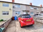 2 bedroom terraced house for rent in Broughton Grove,...