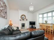 2 bedroom flat for rent in Burntwood Lane, Earlsfield,...