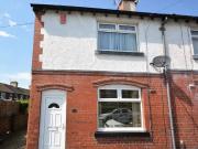 2 bedroom terraced house for rent in Castle Hill Road...