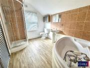 2 bedroom terraced house for rent in Cecil Road,...