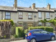 2 bedroom terraced house for rent in Cliffe Lane,...
